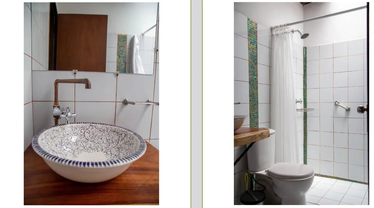 Casa De Lola Hotel Medellin Guest house